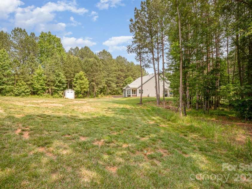 148 Powder Spring Drive, Statesville, NC 28677.  MLS# CAR4266831, YatesRealty ID 17509. 