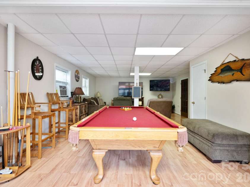 806 Dogwood Drive, Boone, NC 28607.  MLS# CAR4373905, YatesRealty ID 17509. 