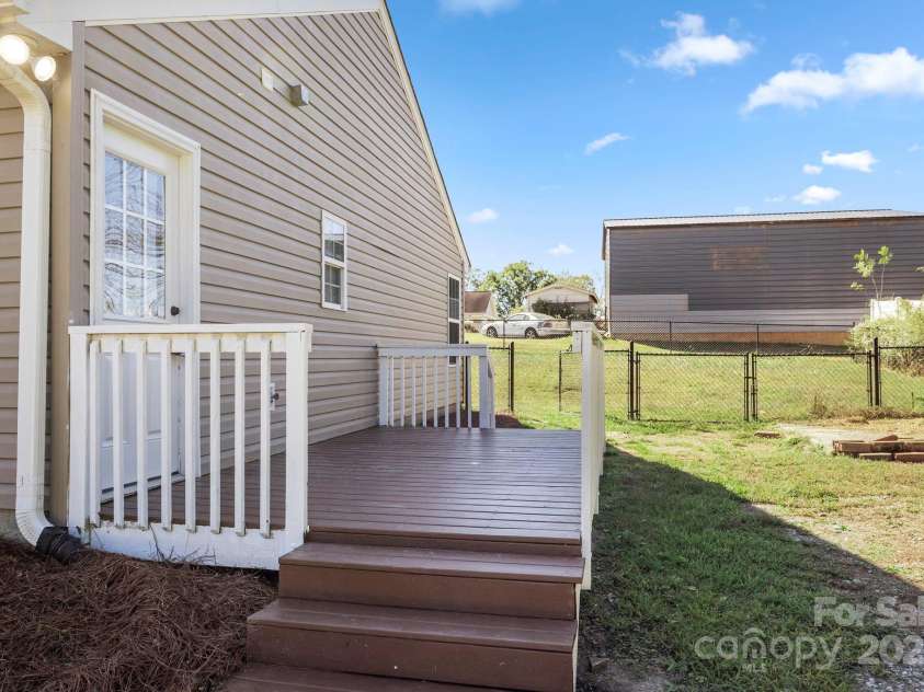 116 Maple Crest Drive, Kings Mountain, NC 28086.  MLS# CAR4316239, YatesRealty ID 1751. 