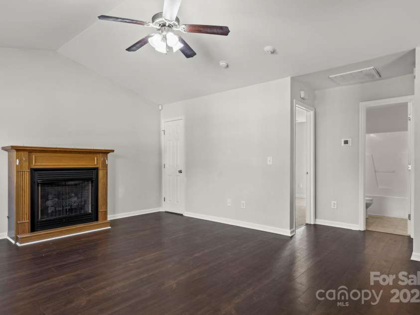 116 Maple Crest Drive, Kings Mountain, NC 28086.  MLS# CAR4316239, YatesRealty ID 1751. 