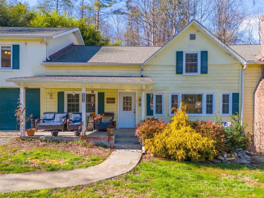 510 Hughes Branch Road, Bryson City, NC 28713.  MLS# CAR4232126, YatesRealty ID 1751. 