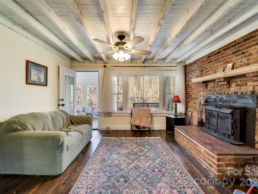 510 Hughes Branch Road, Bryson City, NC 28713.  MLS# CAR4232126, YatesRealty ID 1751. 