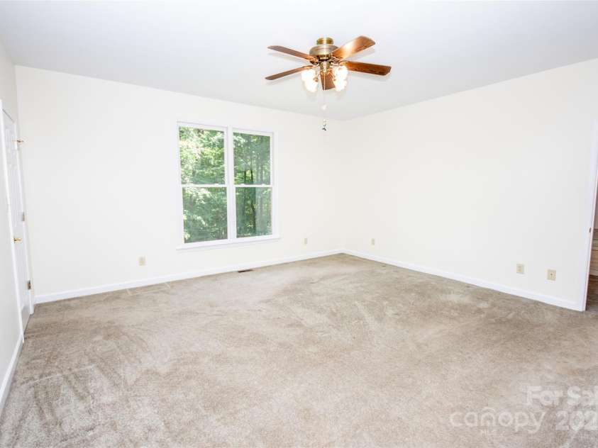 169 Wilcox Karriker Lane, Statesville, NC 28625.  MLS# CAR4262826, YatesRealty ID 17510. 