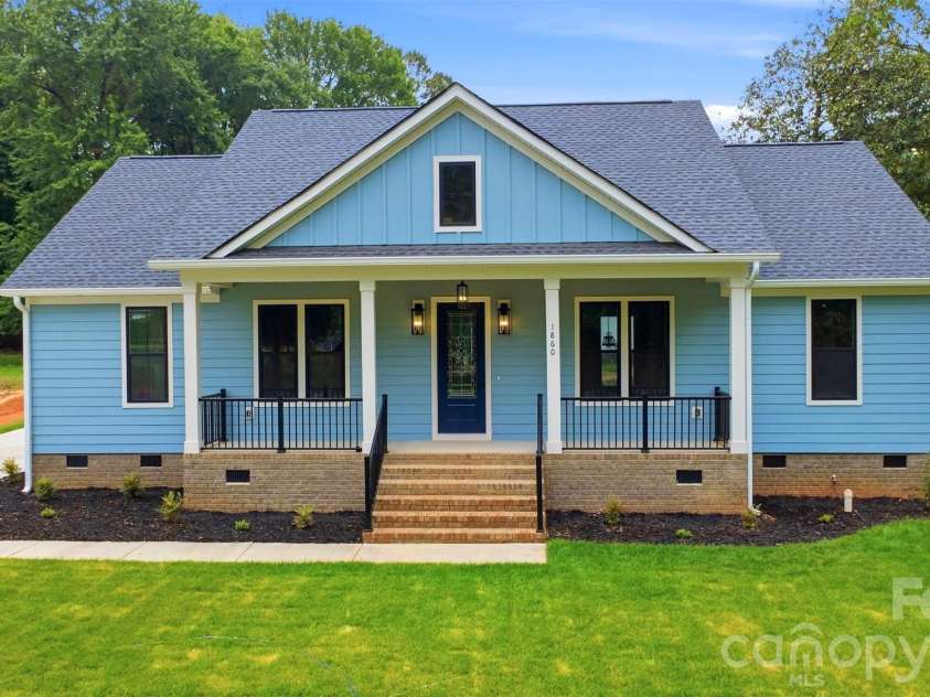 1860 Twin Lakes Road, Rock Hill, SC 29732.  MLS# CAR4375915, YatesRealty ID 17511. Front Exterior