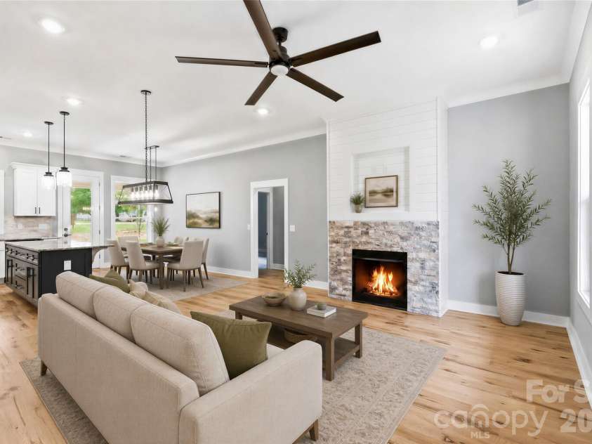 1860 Twin Lakes Road, Rock Hill, SC 29732.  MLS# CAR4375915, YatesRealty ID 17511. Virtual Stage