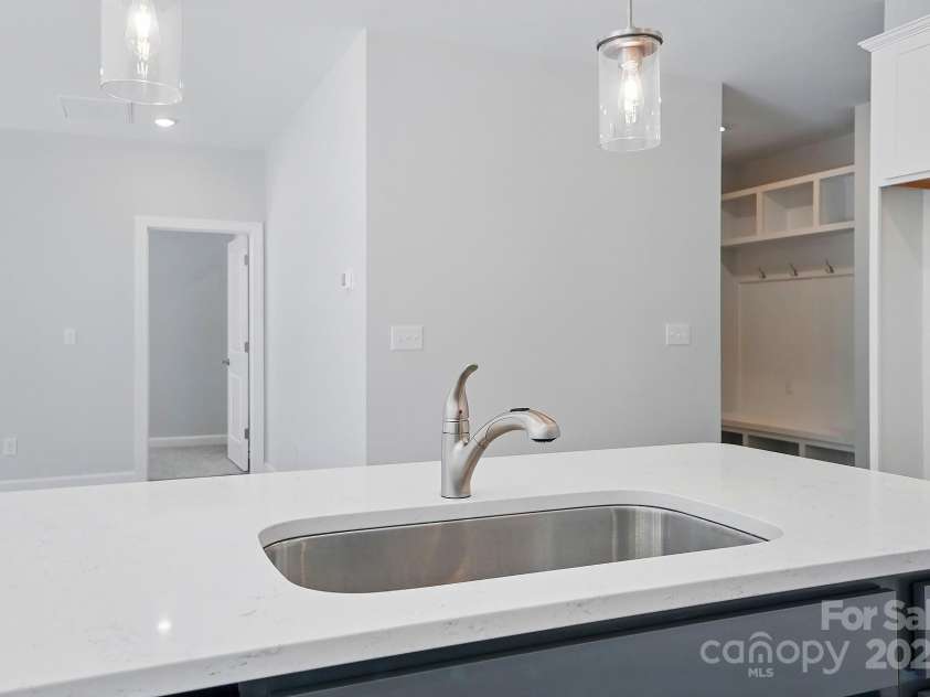 910 Westminster Drive, Statesville, NC 28677.  MLS# CAR4255952, YatesRealty ID 17511. 