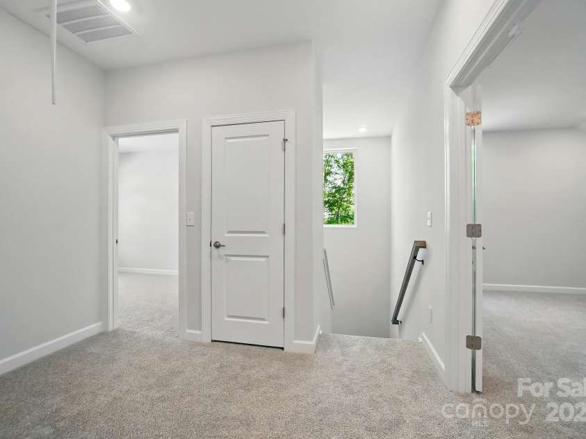 910 Westminster Drive, Statesville, NC 28677.  MLS# CAR4255952, YatesRealty ID 17511. 