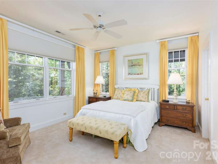562 Panther Ridge Road, Lake Toxaway, NC 28747.  MLS# CAR4377180, YatesRealty ID 17514. 
