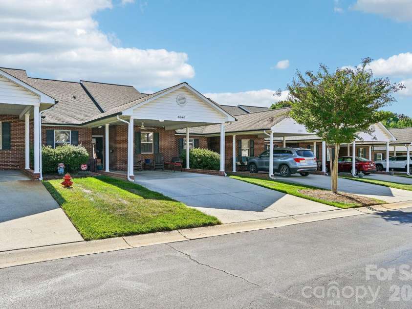3868 Sage Court, Denver, NC 28037.  MLS# CAR4374224, YatesRealty ID 17516. 