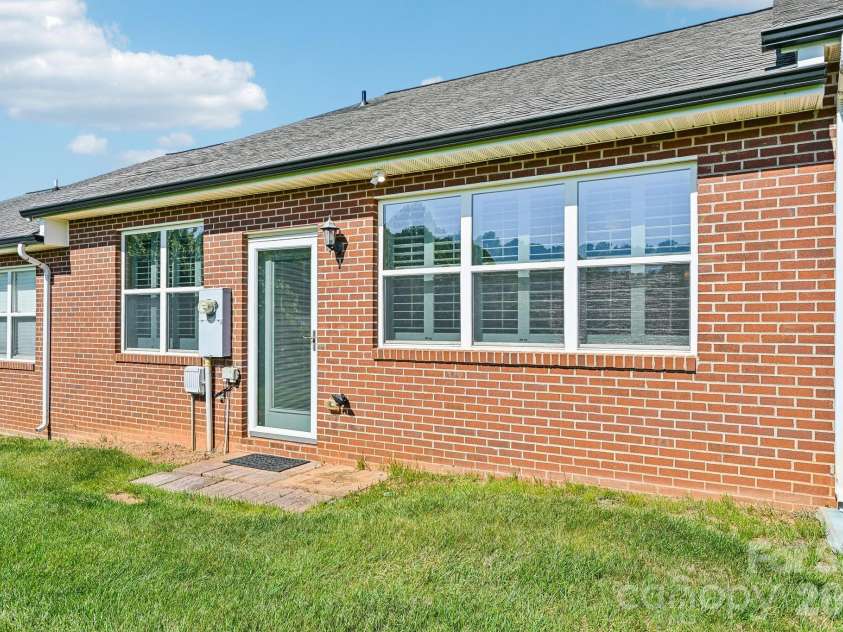 3868 Sage Court, Denver, NC 28037.  MLS# CAR4374224, YatesRealty ID 17516. 