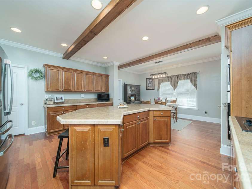 595 Brooks Road, Glade Valley, NC 28627.  MLS# CAR4231067, YatesRealty ID 17516. 