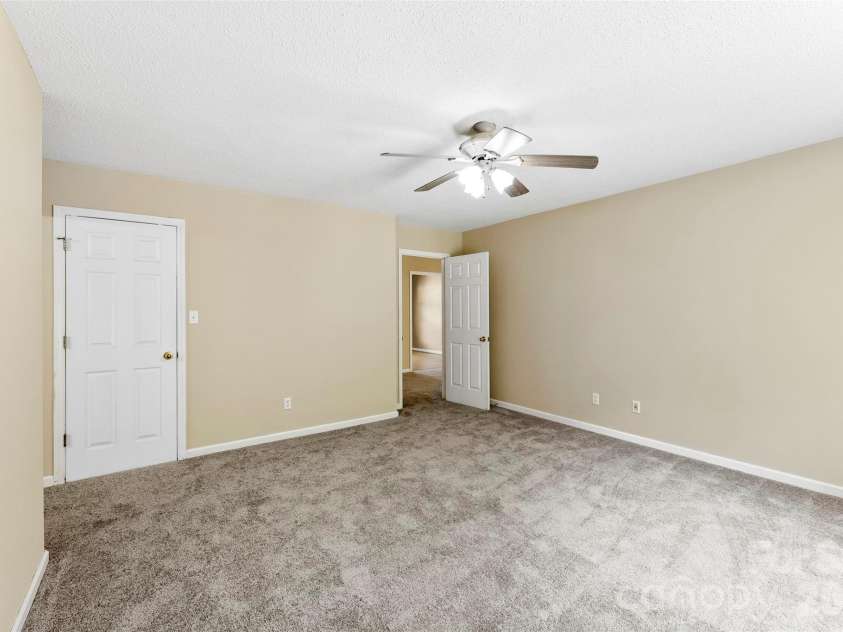 1503 East Fork Drive, Salisbury, NC 28146.  MLS# CAR4372552, YatesRealty ID 17518. 