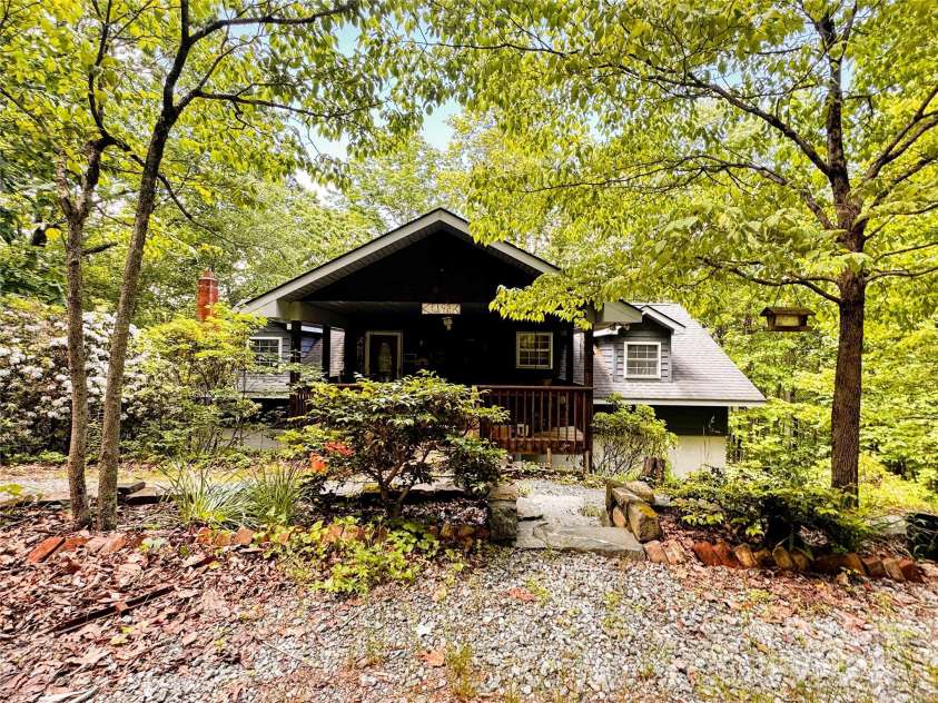 60 Mountain Page Road, Saluda, NC 28773.  MLS# CAR4259740, YatesRealty ID 17518. 
