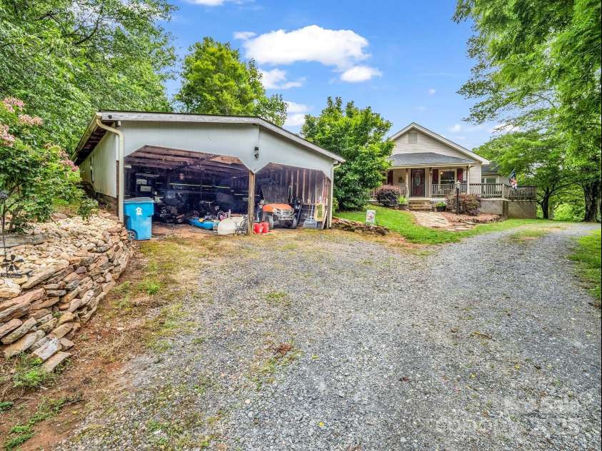 321 Jim Dobbins Road, Rutherfordton, NC 28139.  MLS# CAR4265022, YatesRealty ID 17519. 