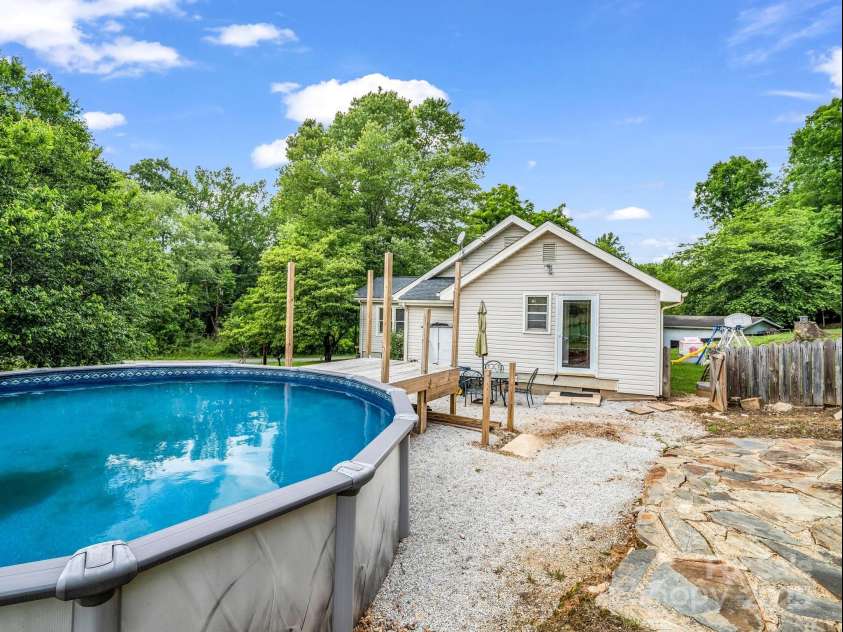 321 Jim Dobbins Road, Rutherfordton, NC 28139.  MLS# CAR4265022, YatesRealty ID 17519. 