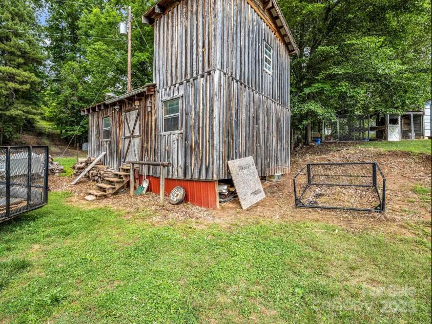 321 Jim Dobbins Road, Rutherfordton, NC 28139.  MLS# CAR4265022, YatesRealty ID 17519. 