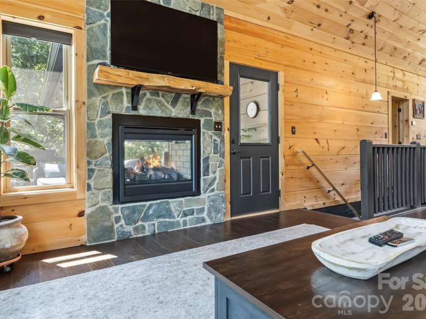 94 Osprey Roost Drive, Nebo, NC 28761.  MLS# CAR4296023, YatesRealty ID 17519. 