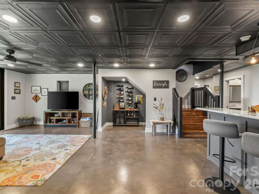 94 Osprey Roost Drive, Nebo, NC 28761.  MLS# CAR4296023, YatesRealty ID 17519. 