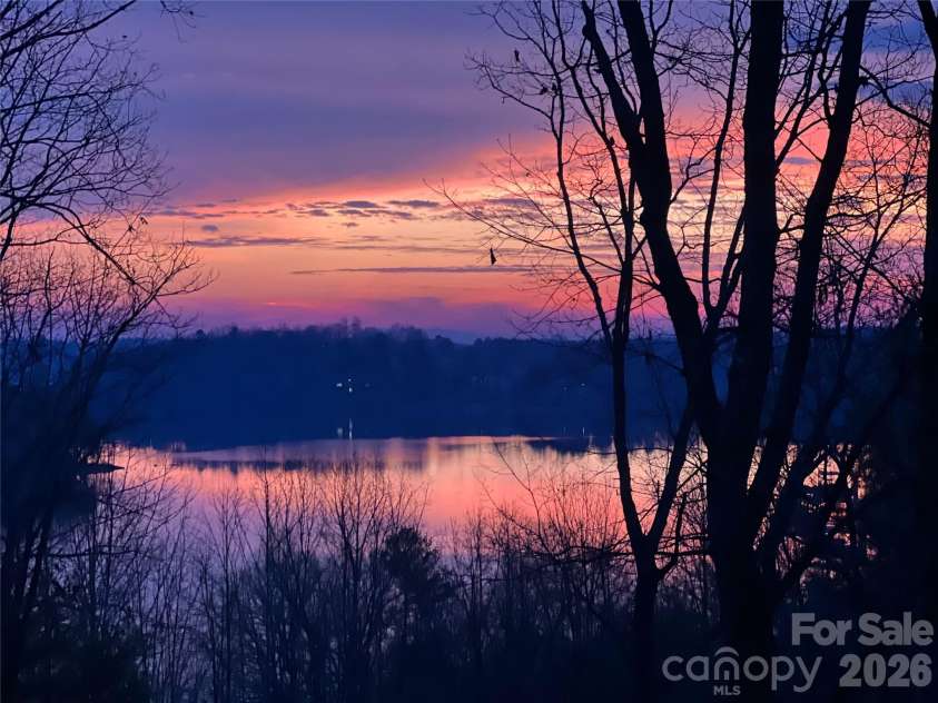94 Osprey Roost Drive, Nebo, NC 28761.  MLS# CAR4296023, YatesRealty ID 17519. 