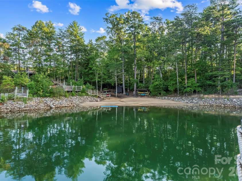 94 Osprey Roost Drive, Nebo, NC 28761.  MLS# CAR4296023, YatesRealty ID 17519. 