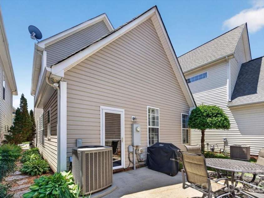 5106 Alysheba Drive, Indian Trail, NC 28079.  MLS# CAR4374847, YatesRealty ID 17520. 