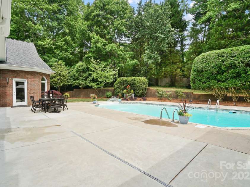 1245 Bellemeade Lane, Charlotte, NC 28270.  MLS# CAR4253437, YatesRealty ID 17521. 