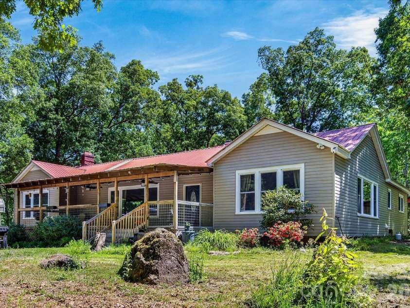 30640 Lockwood Drive, Albemarle, NC 28001.  MLS# CAR4363484, YatesRealty ID 17523. 