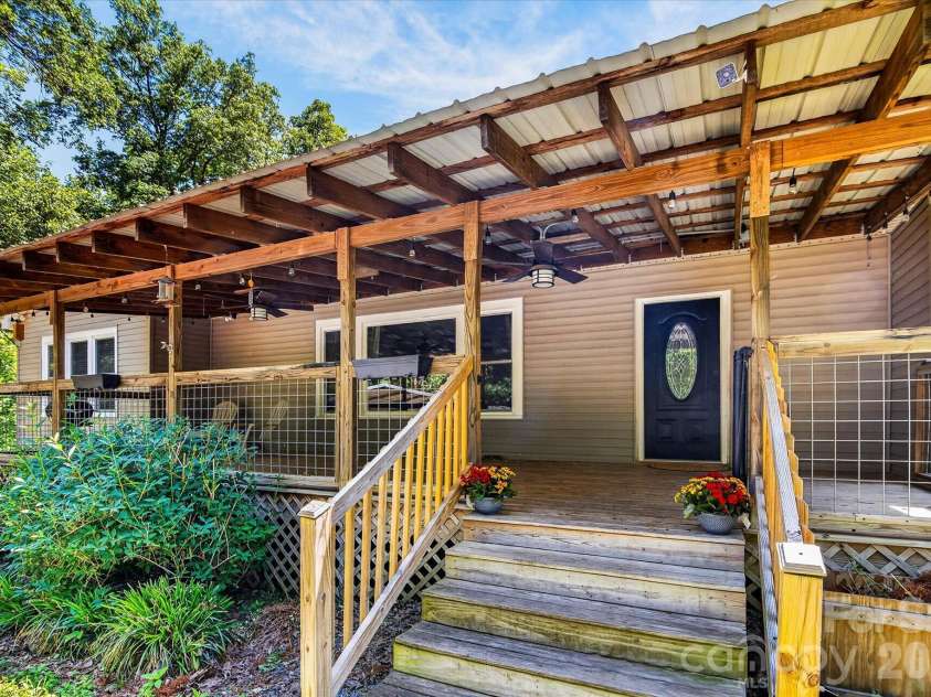 30640 Lockwood Drive, Albemarle, NC 28001.  MLS# CAR4363484, YatesRealty ID 17523. 