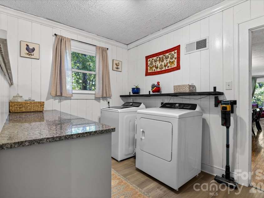 30640 Lockwood Drive, Albemarle, NC 28001.  MLS# CAR4363484, YatesRealty ID 17523. 