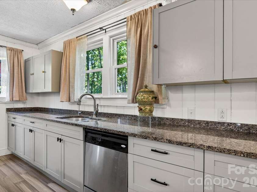 30640 Lockwood Drive, Albemarle, NC 28001.  MLS# CAR4363484, YatesRealty ID 17523. 