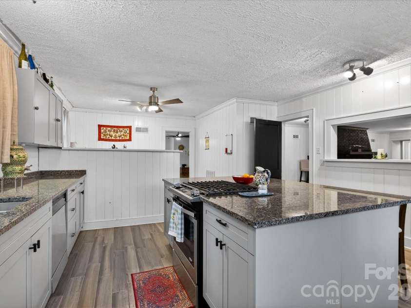 30640 Lockwood Drive, Albemarle, NC 28001.  MLS# CAR4363484, YatesRealty ID 17523. 