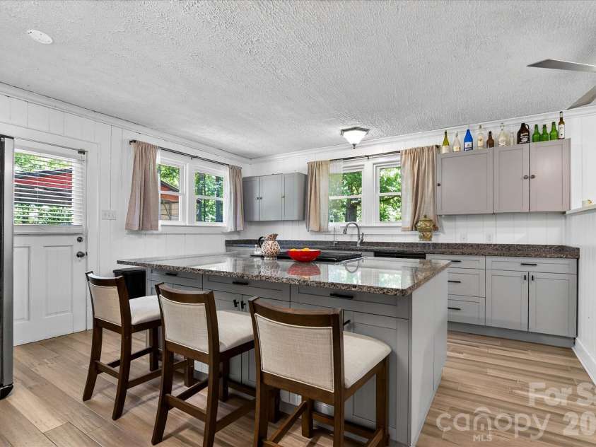30640 Lockwood Drive, Albemarle, NC 28001.  MLS# CAR4363484, YatesRealty ID 17523. 