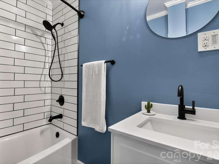 30640 Lockwood Drive, Albemarle, NC 28001.  MLS# CAR4363484, YatesRealty ID 17523. 