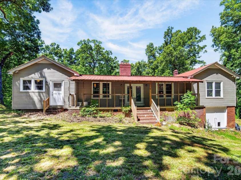 30640 Lockwood Drive, Albemarle, NC 28001.  MLS# CAR4363484, YatesRealty ID 17523. 