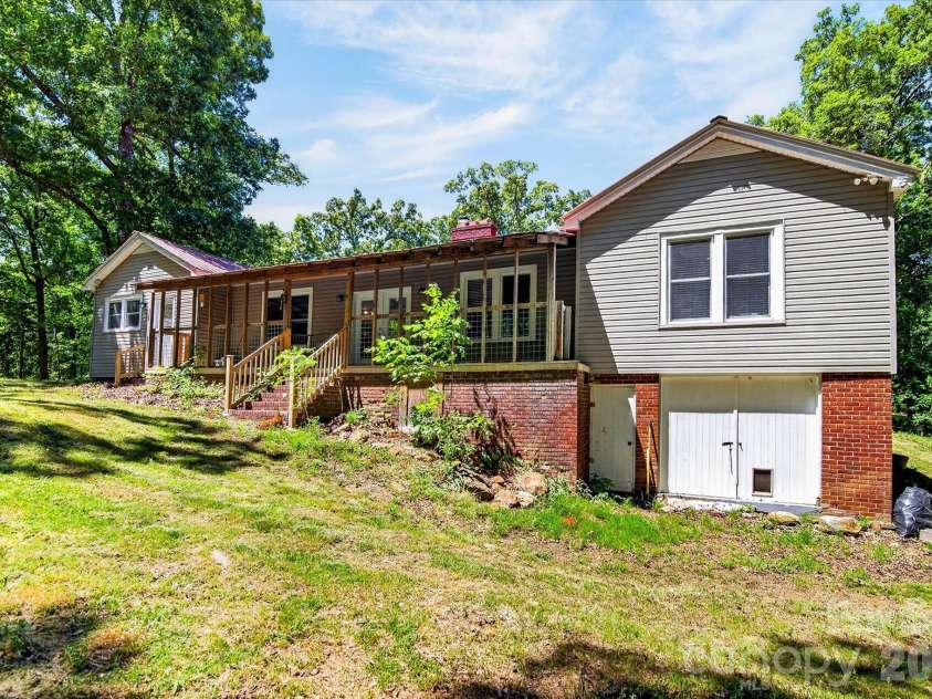 30640 Lockwood Drive, Albemarle, NC 28001.  MLS# CAR4363484, YatesRealty ID 17523. 