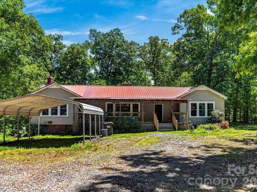 30640 Lockwood Drive, Albemarle, NC 28001.  MLS# CAR4363484, YatesRealty ID 17523. 
