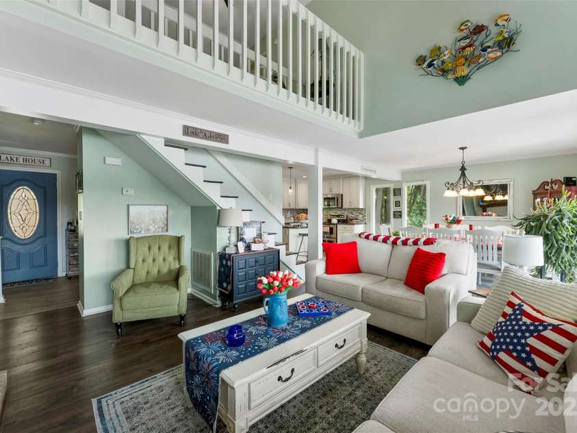 812 Bell Post Road, Belmont, NC 28012.  MLS# CAR4265548, YatesRealty ID 17523. 