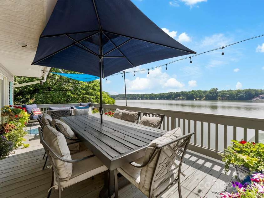 812 Bell Post Road, Belmont, NC 28012.  MLS# CAR4265548, YatesRealty ID 17523. 