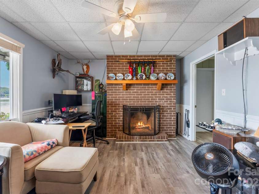 812 Bell Post Road, Belmont, NC 28012.  MLS# CAR4265548, YatesRealty ID 17523. 