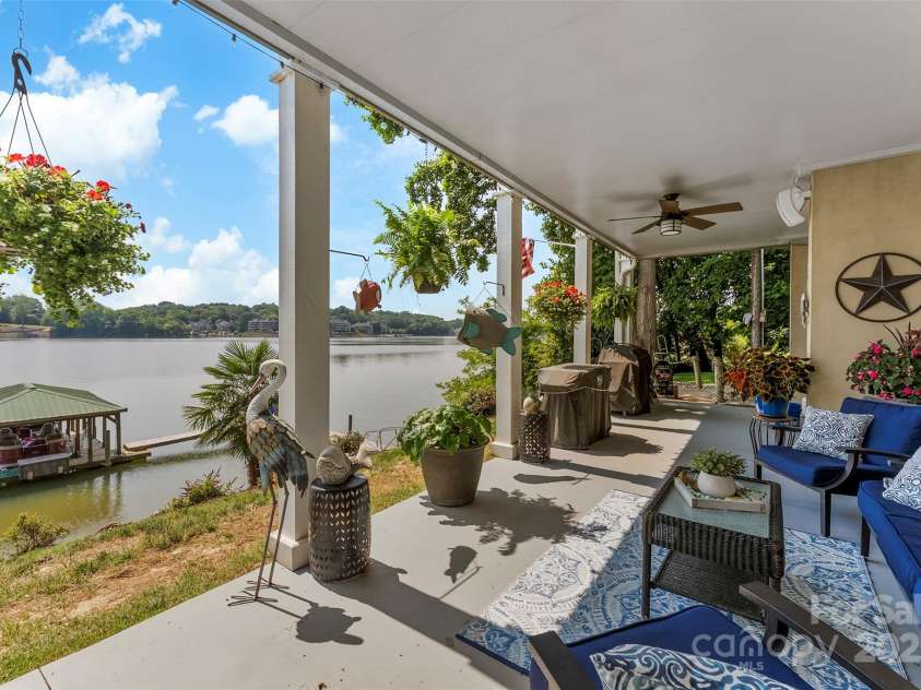 812 Bell Post Road, Belmont, NC 28012.  MLS# CAR4265548, YatesRealty ID 17523. 