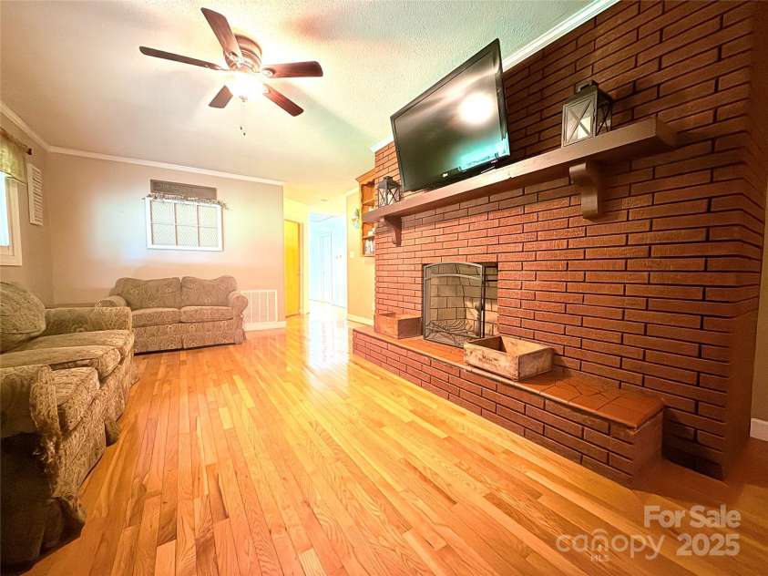 3158 Salisbury Highway, Statesville, NC 28677.  MLS# CAR4266177, YatesRealty ID 17524. 