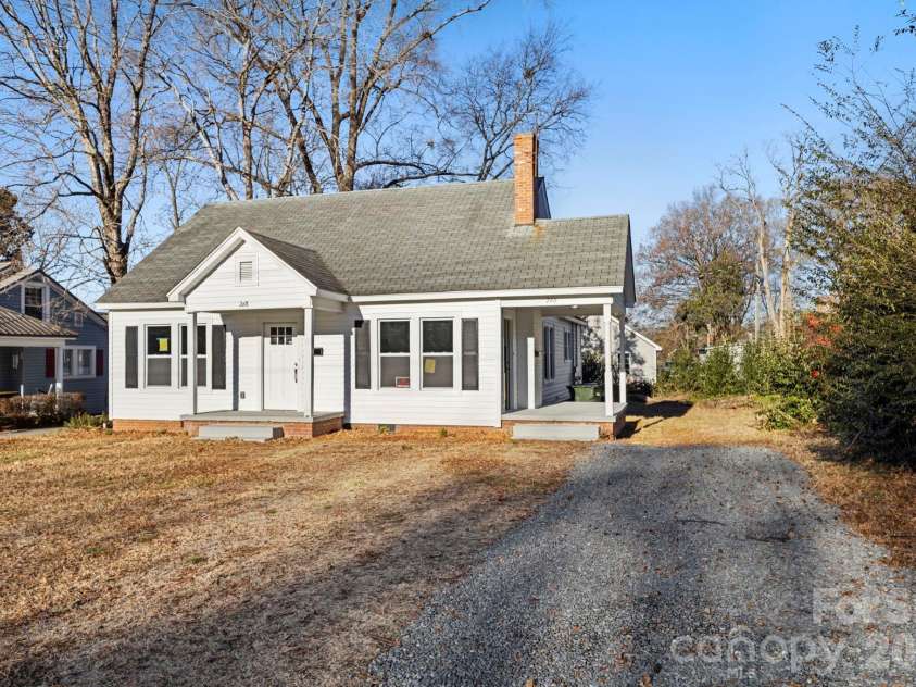 266 Moore Drive, Concord, NC 28025.  MLS# CAR4330660, YatesRealty ID 17526. 