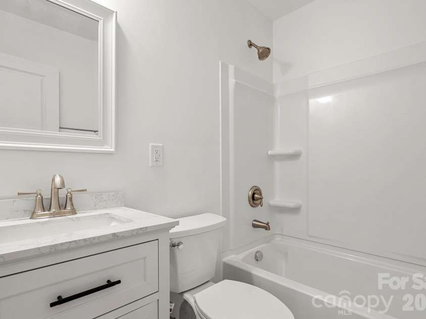 266 Moore Drive, Concord, NC 28025.  MLS# CAR4330660, YatesRealty ID 17526. Full Bathroom unit 1