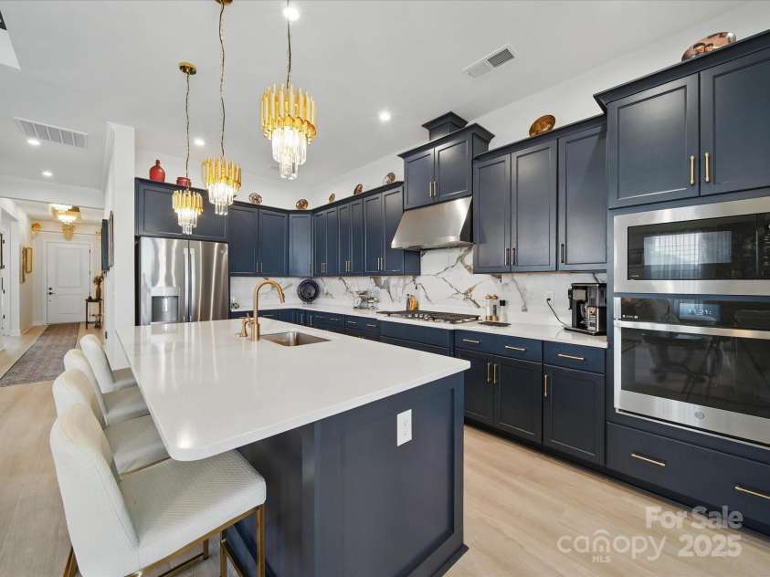 6015 Waldorf Avenue, Monroe, NC 28110.  MLS# CAR4266033, YatesRealty ID 17527. Chef Kitchen