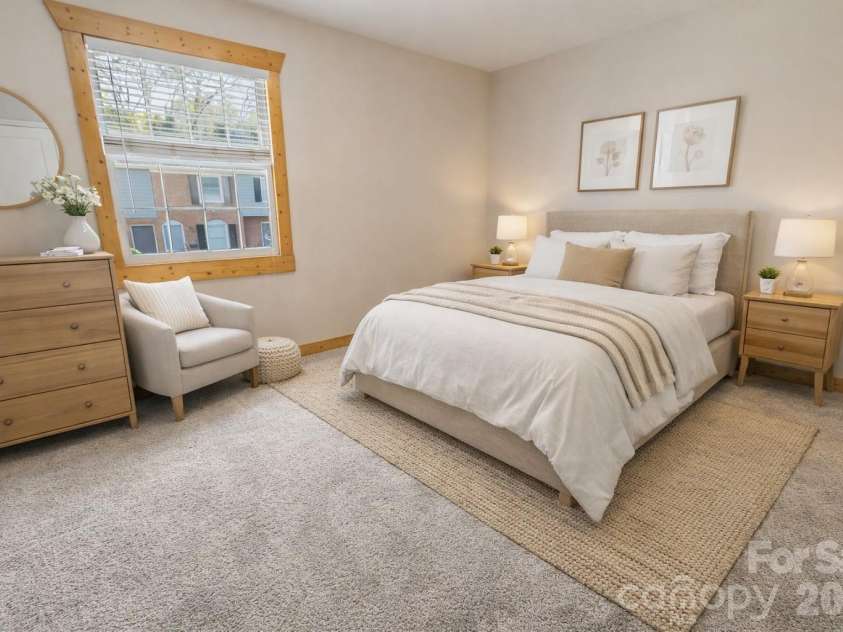 638 Chipley Avenue, Charlotte, NC 28205.  MLS# CAR4370398, YatesRealty ID 17528. 