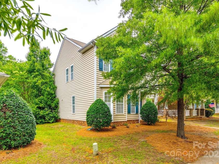 10407 Alvarado Way, Charlotte, NC 28277.  MLS# CAR4260651, YatesRealty ID 17529. 