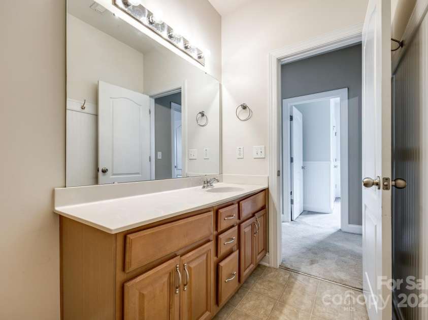 10407 Alvarado Way, Charlotte, NC 28277.  MLS# CAR4260651, YatesRealty ID 17529. 