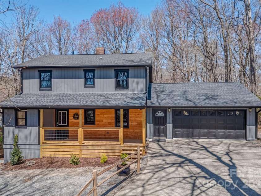 46 Wahuhu Court, Brevard, NC 28712.  MLS# CAR4241223, YatesRealty ID 1753. 