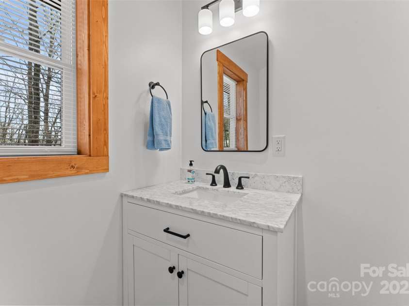 46 Wahuhu Court, Brevard, NC 28712.  MLS# CAR4241223, YatesRealty ID 1753. 