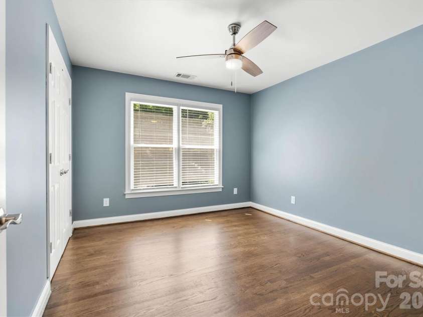 140 Foxfield Park Drive, Mooresville, NC 28115.  MLS# CAR4374750, YatesRealty ID 17530. 2nd Bedroom Second Floor